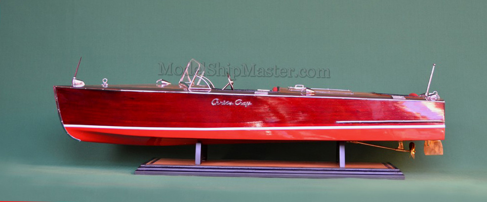 CHRIS CRAFT RACING RUNABOUT boat