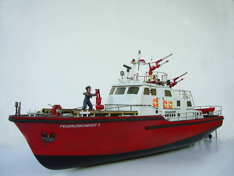 rc fire boat
