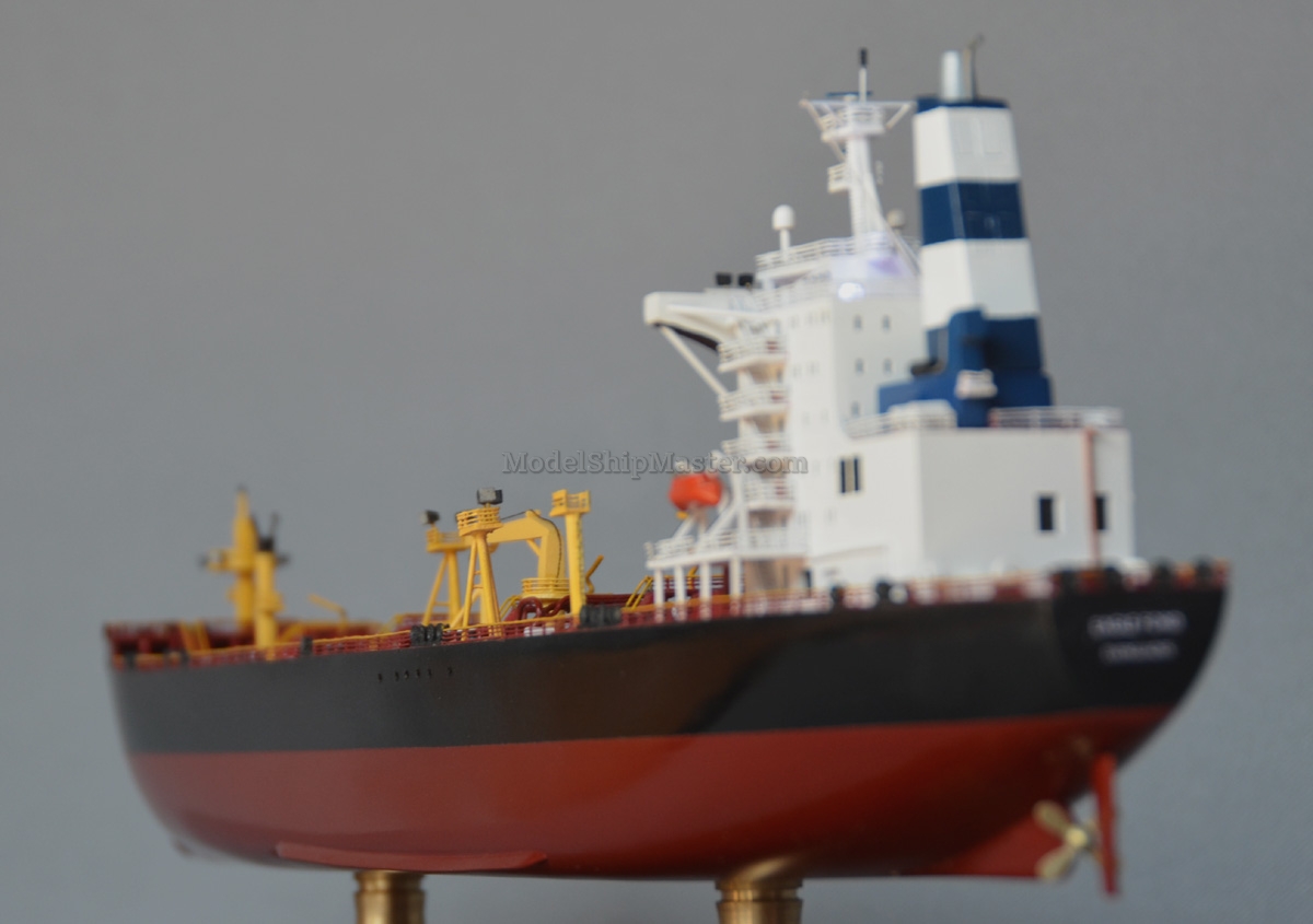 oil tanker
