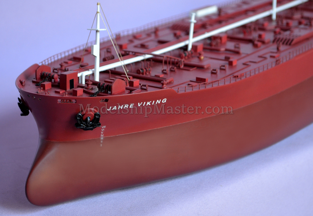 Seawise Giant model