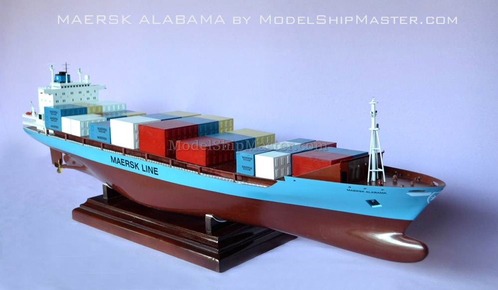 rc cargo ships