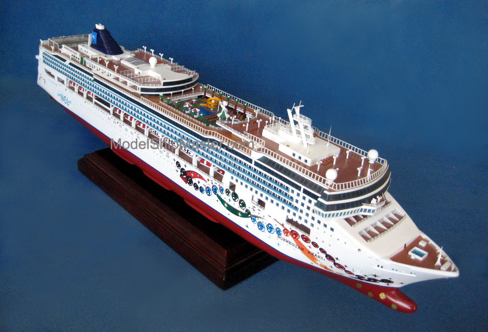 norwegian pearl ship model