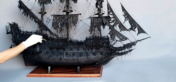 Pirates of the Caribbean Flying Dutchman models - D23