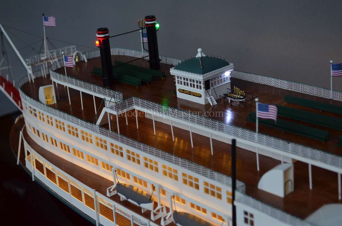 Island Queen steamboat