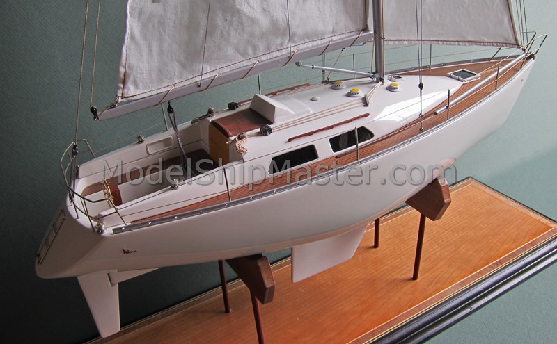 Albin Nova 33 sailboat model